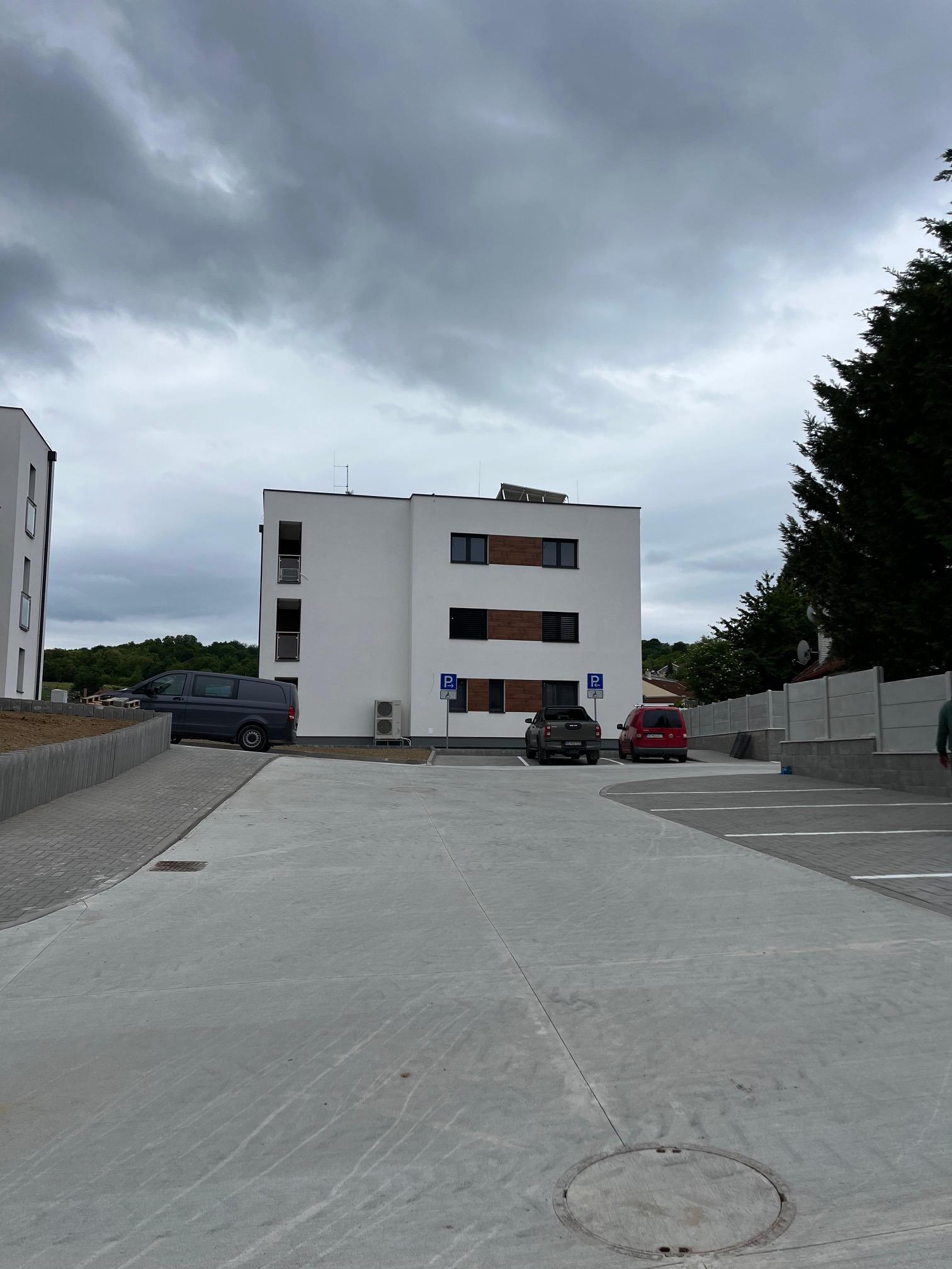 Výstavba bytových domov 11